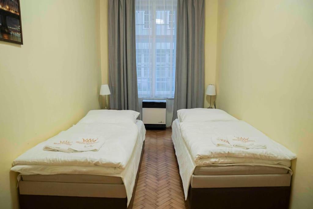 Cozy Flat By Wenceslas Square! Praga Exterior foto